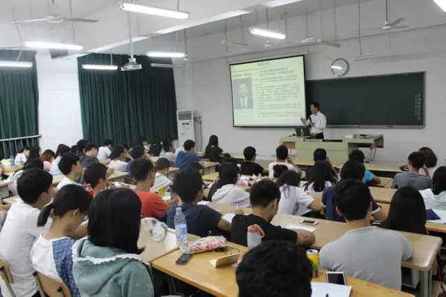 高勝走進(jìn)北京理工珠海學(xué)院，引領(lǐng)學(xué)子IE夢！