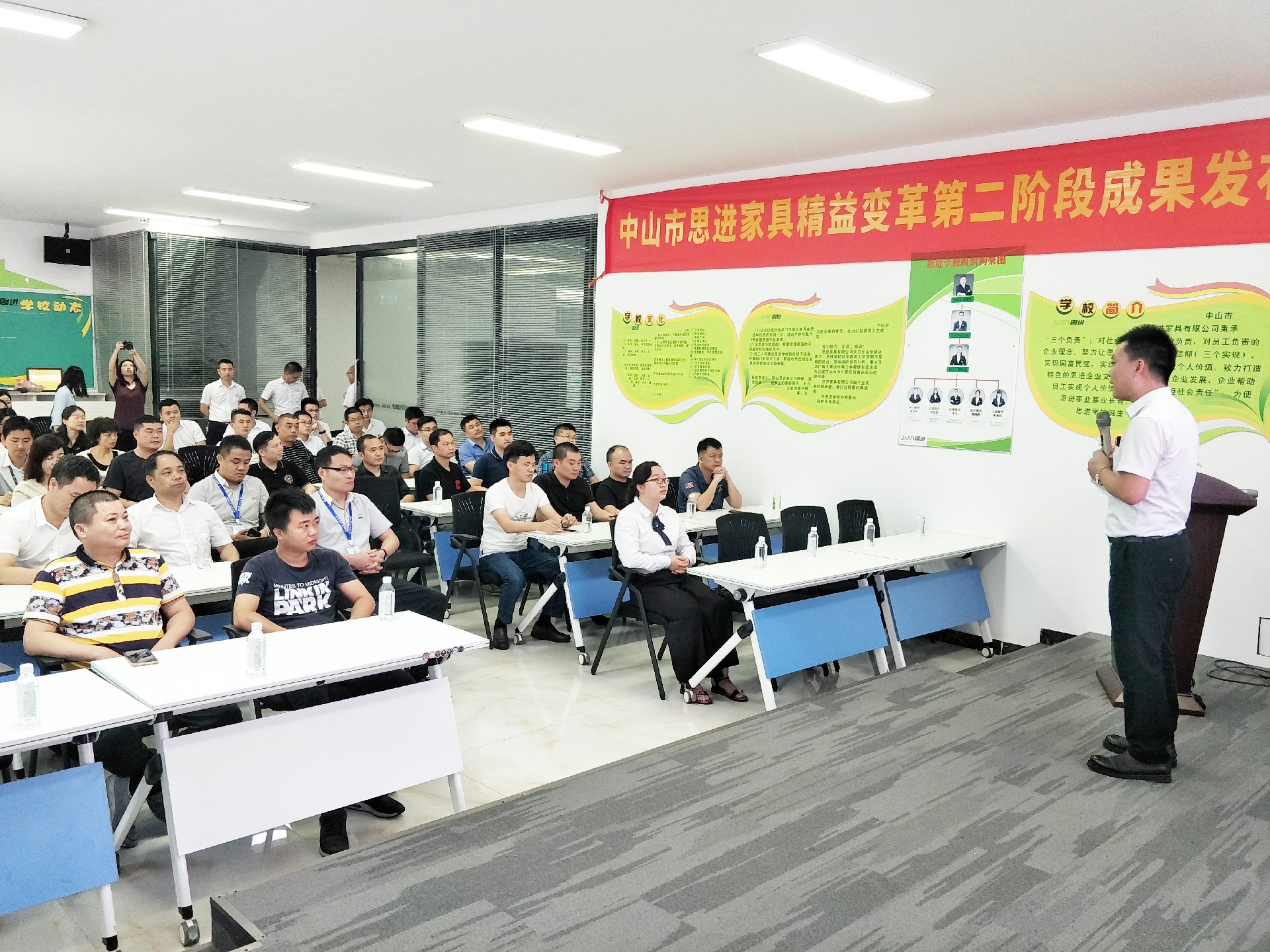 家具行業(yè)標(biāo)桿互訪——走進(jìn)澳美、思進(jìn)、東港家具